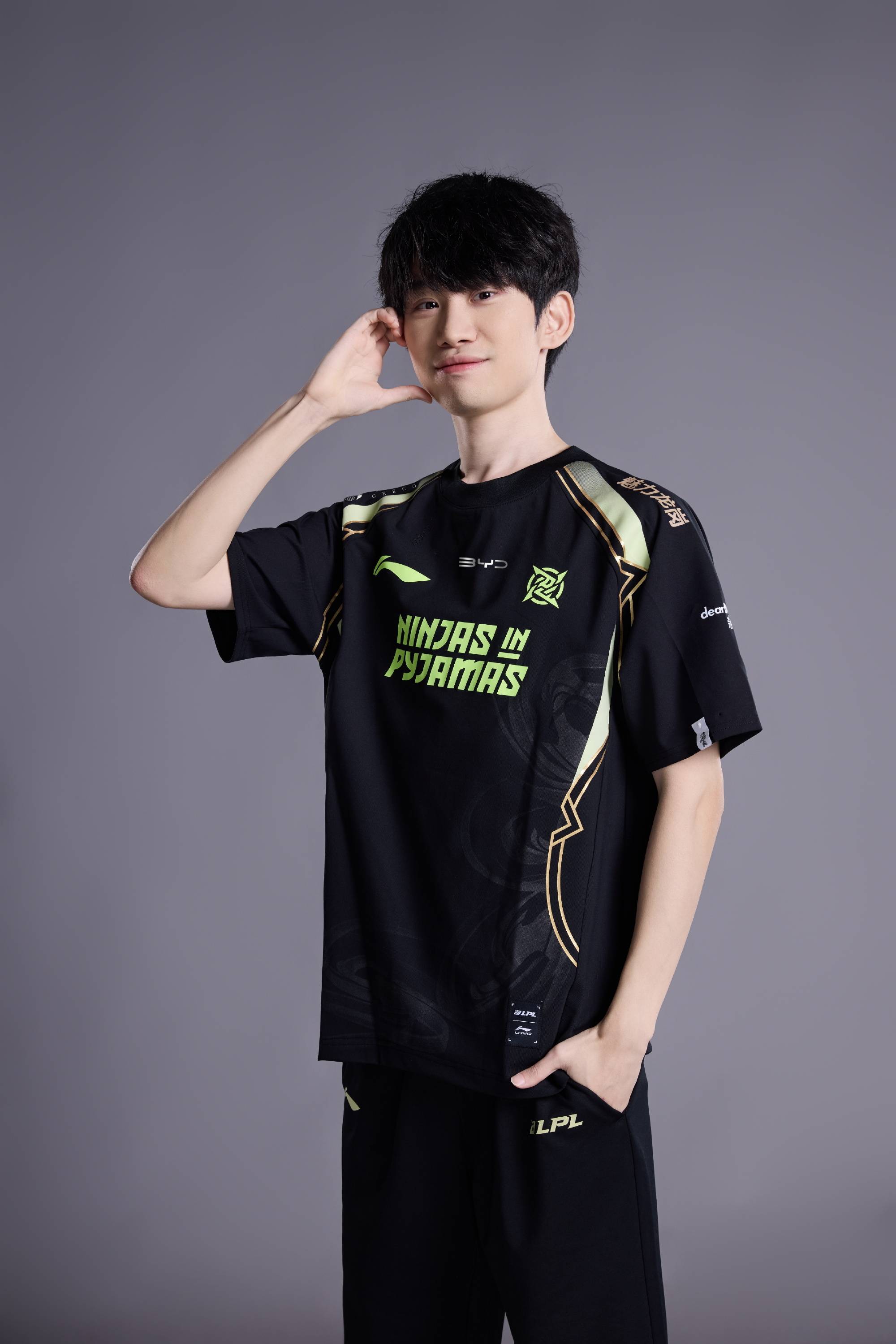 Doinb遭遇七持续失利，IG教练压力巨大！比赛高潮迭起的简单介绍